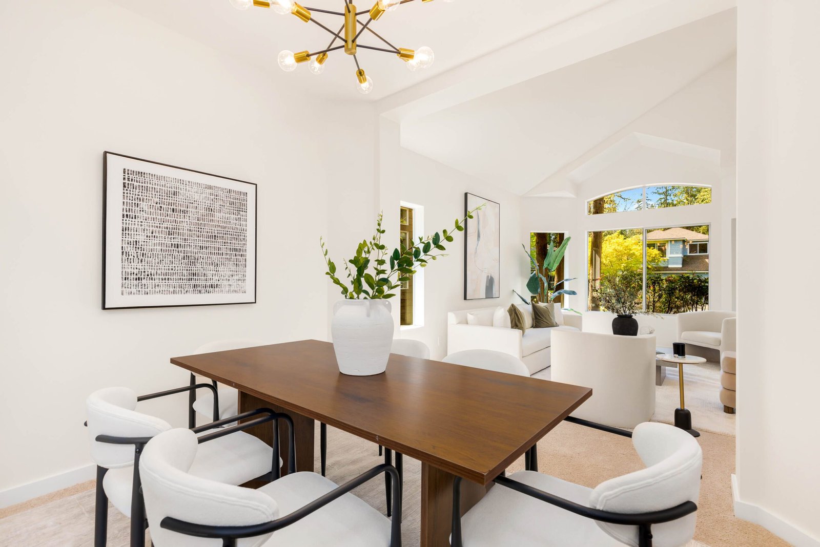 Read more about the article Sell Then Buy vs Buy Then Sell: Which Strategy Wins for Relocating Sellers in Snohomish County?